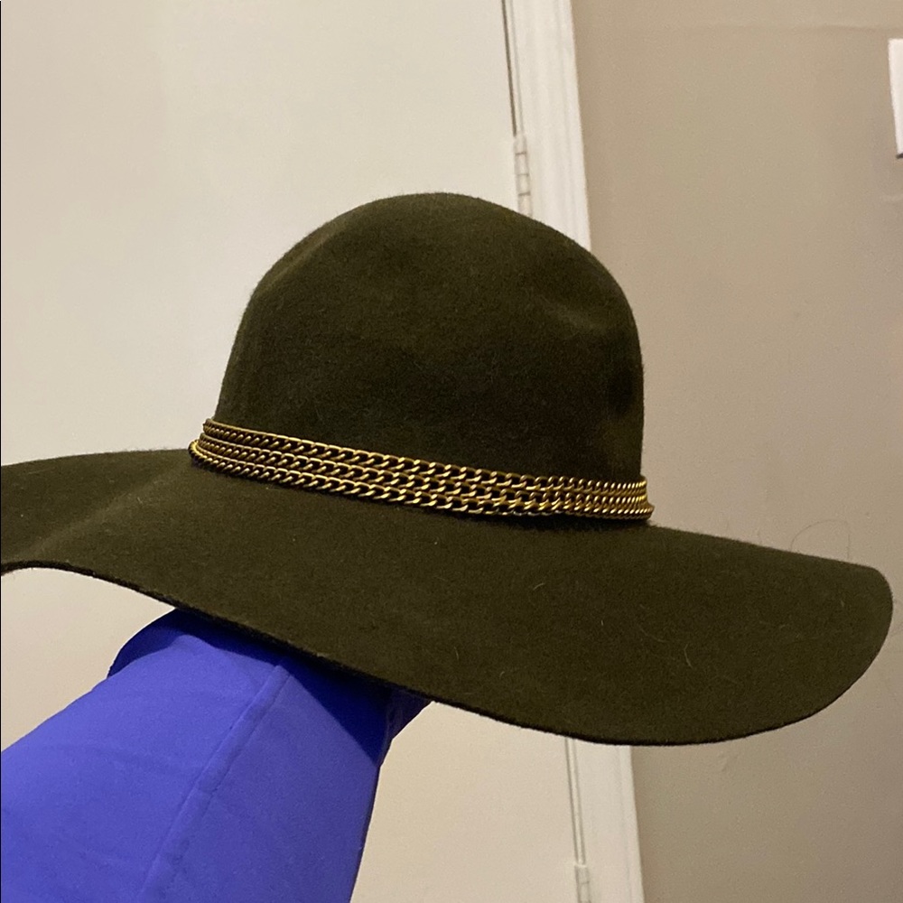 women’s hat